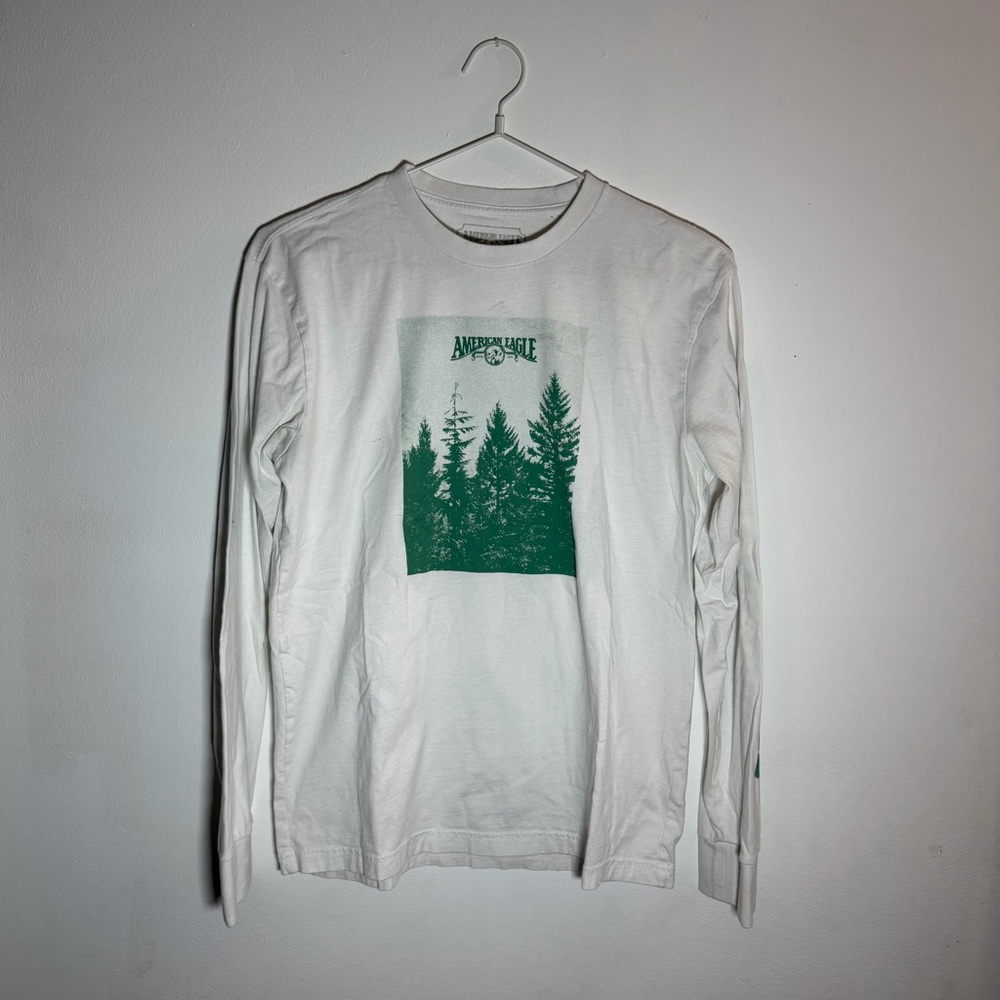 American Eagle Graphic Long Sleeve